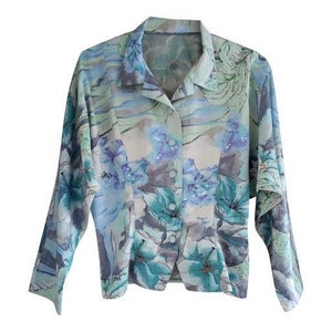 Vintage 80 women&#39;s long sleeve batwing shirt pastel floral print Size 36 XS/S