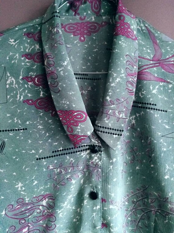 Vintage 70' long-sleeved women's shirt in crepe s… - image 2