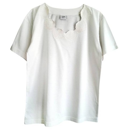 Vintage 80 Women's short-sleeved t-shirt in ecru … - image 1