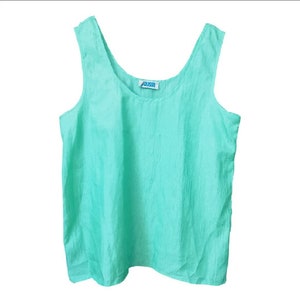 Vintage 80&#39;s Mint Green Crepe Tank Top, Straight Cut Sleeveless Top Round Neck Size S/M