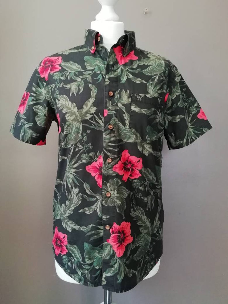 short sleeve T XS vintage Hawaiian shirt in black cotton printed tropical flower red and green foliage 90/' American eagle outfitters