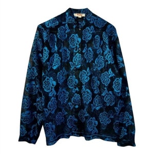 80 made in France vintage women&#39;s long sleeve shirt fishnet flowers black electric blue mandarin collar size 38 S