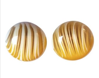 Vintage 80' round clip earrings in yellow white and transparent marbled bakelite