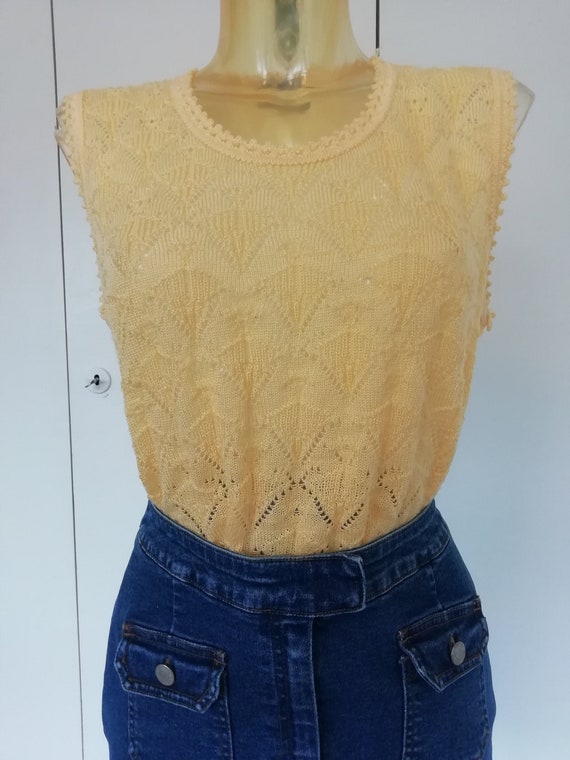 Vintage 1980, Sleeveless top, pastel yellow croche