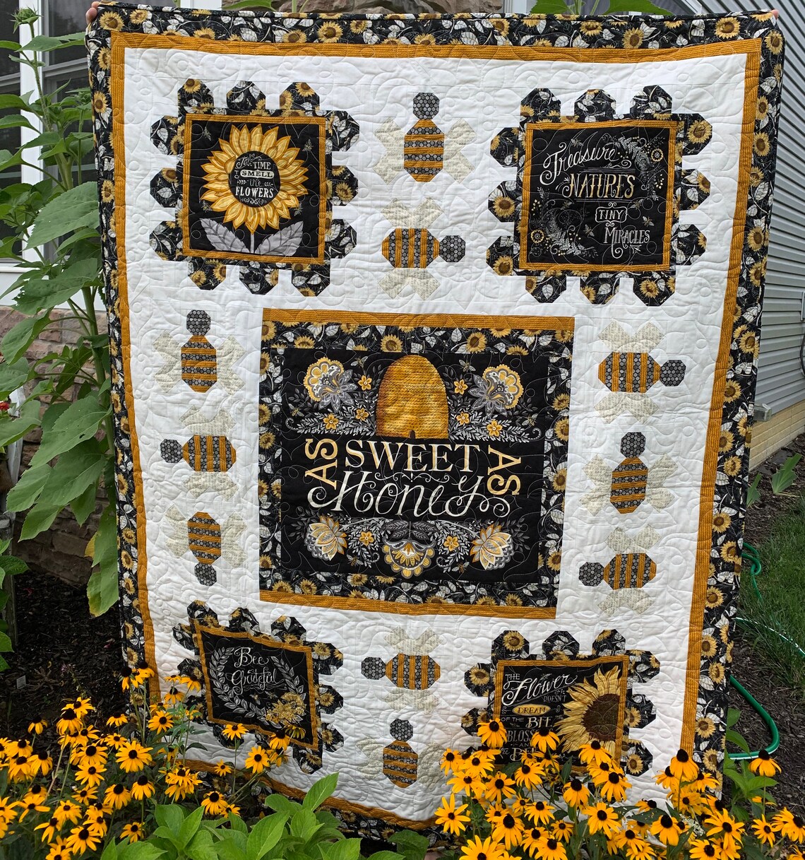 BEE GRATEFUL Quilt Kit from Moda | Etsy