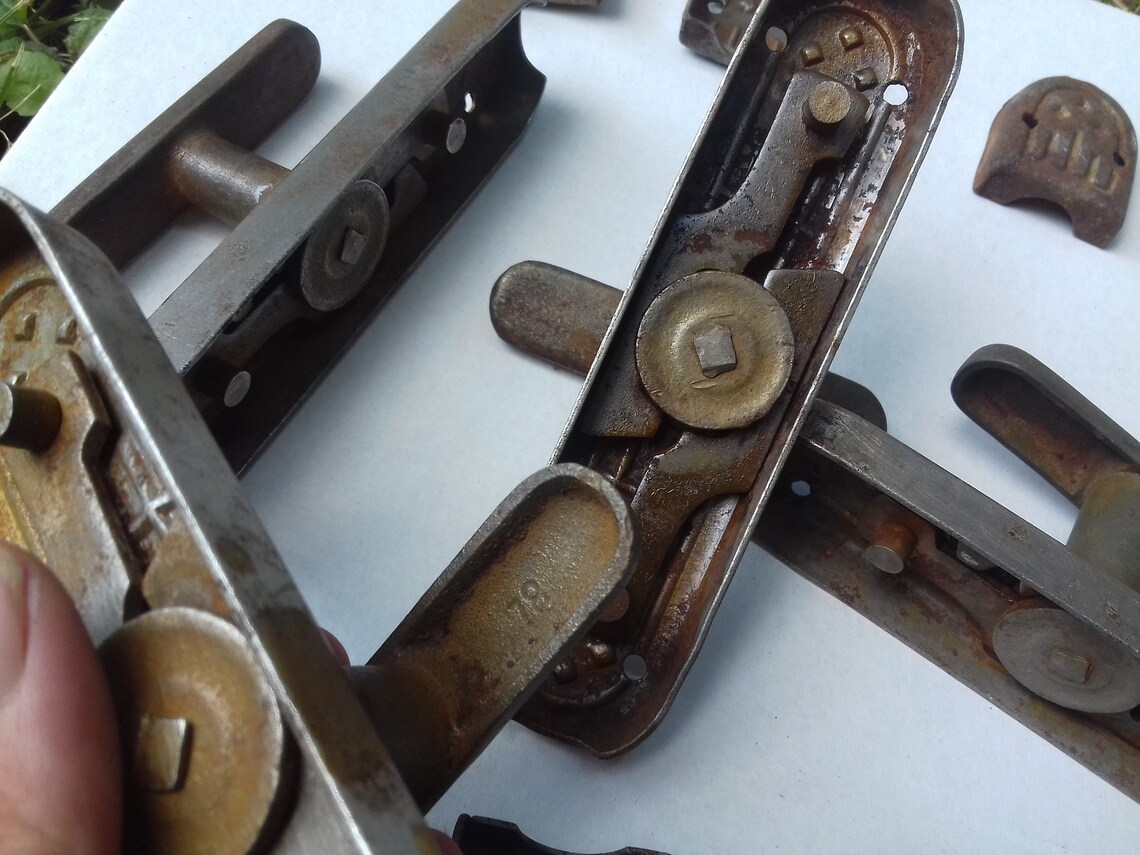 Set of 5 Vintage Metal Window Handlesvintage Hardwarewindow | Etsy