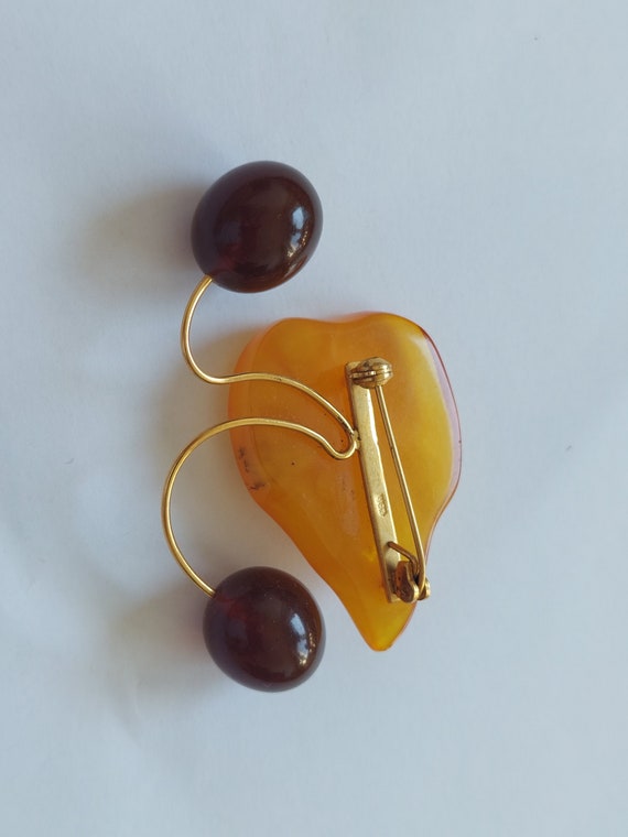 Baltic Amber Leaf Brooch/ 70's cherry Brooch/ Lap… - image 4