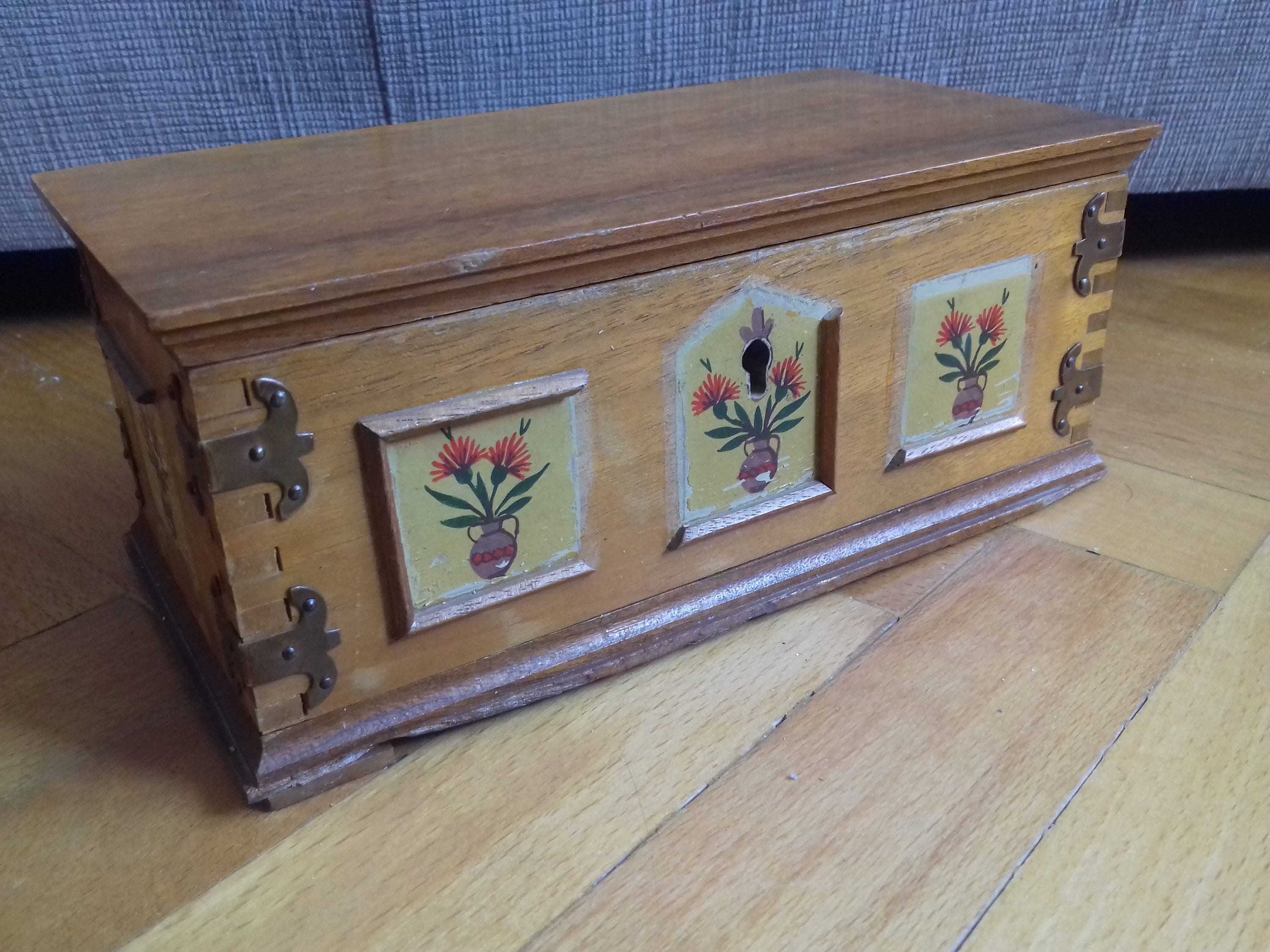 ヴィンテージ木製オルゴールReuge スイスムーブメント付き 60 ヴィンテージ木製オルゴールReuge スイスムーブメント付き 60