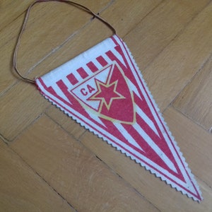 FK Radnicki 1923 Kragujevac pennant wimpel flag Serbia partizan red star  Belgrad