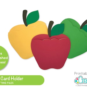 Puede incluir: Tres porta tarjetas de regalo de manzana imprimibles, uno rojo, uno amarillo y uno verde. Las manzanas est&aacute;n dise&ntilde;adas para ser recortadas y dobladas en un porta tarjetas de regalo. El texto "Includes Solid & Dashed Score Lines!" est&aacute; incluido en la imagen. El texto "Apple Gift Card Holder" y "DIGITAL CUTTING FILES" tambi&eacute;n est&aacute; incluido en la imagen.