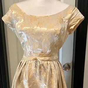 Vintage 1950’s Dress/Semi Formal Dress/Mid Length Dress/Champagne Floral Dress/Vintage Clothing
