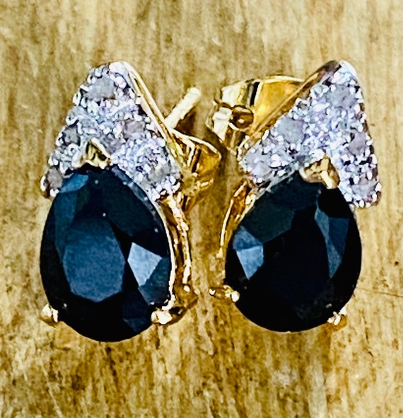Vintage Stud Earrings/Black Sapphire/Diamond/18K … - image 1