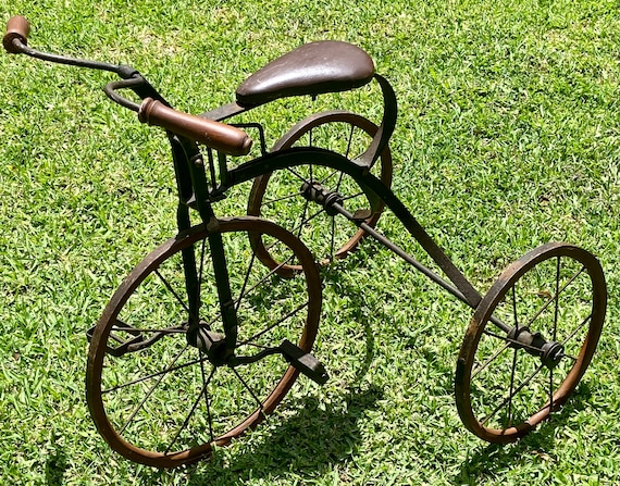 Tricycle en métal antique/cadre en fer vélo pour enfants originaux
