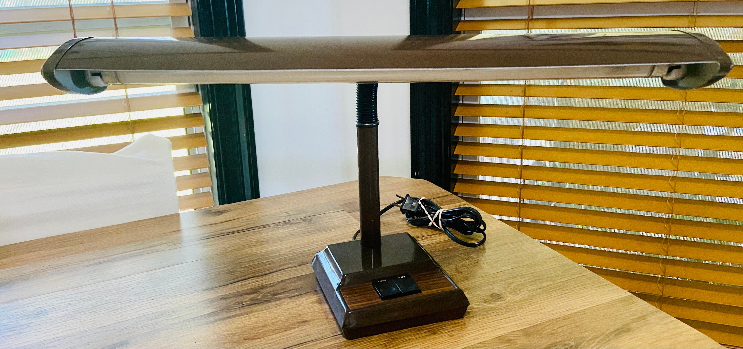 MCM Gooseneck Lamp/office Decor/vintage Table Lamp/industrial