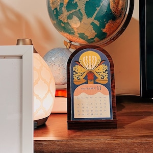 2024 Desk Calendar - Flower Totem