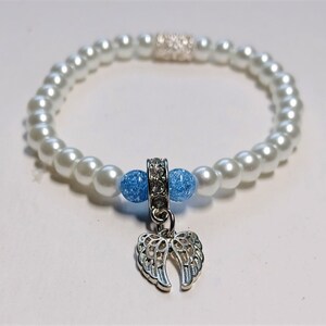 White Minimalist Angel Wings Charm Beaded Bracelet