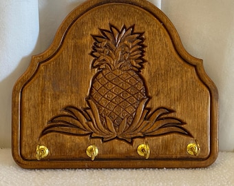 Key Hooks - Arched Wood - Carved Pineapple - Vintage