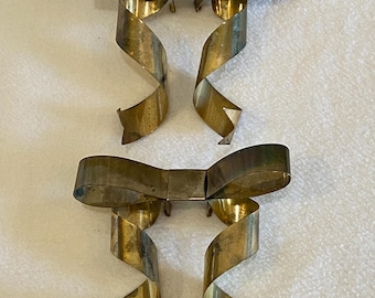 Vintage Brass Bow Clips -  Candlestick Accessory - Bottle Decor - Lamp Decor - Set of 2
