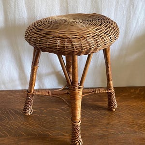 Wicker/Rattan Footstool - Wood Frame and Legs - Woven Seat - Accent Table/Plant Stand/Vanity Stool - Vintage