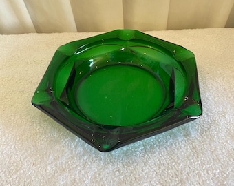 Large Vintage Ashtray - Emerald Green Glass - Hexagon Shape