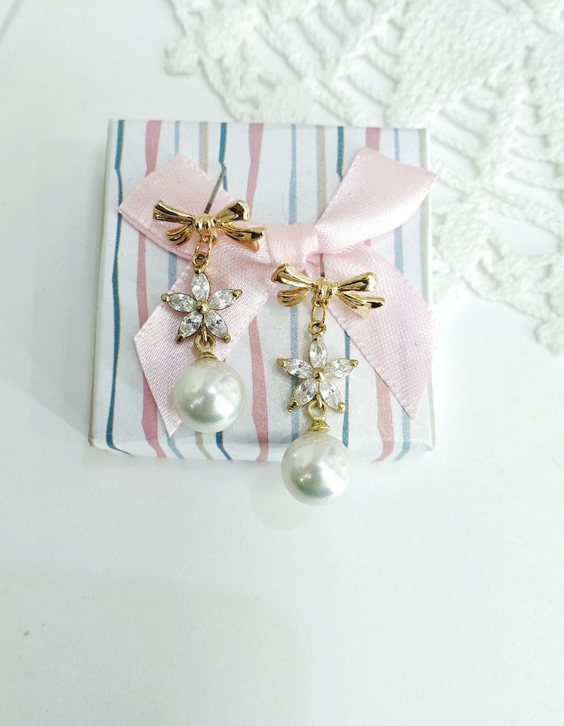 cubic zirconia studs gold plated cubic zirconia dangle earrings bridal pearl earrings pearl and flower earrings Bow classic pearl studs