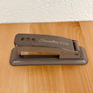 Vintage Swingline CUB Stapler Grey Made In The U.S.A. 5.5 inches