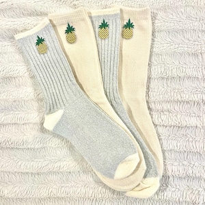 IVF Socks Pineapple Good Luck Pregnancy Charm | Transfer Day | IVF Gifts for the Mommy To Be | Surrogate Gift Fertility Wish Slipper Socks