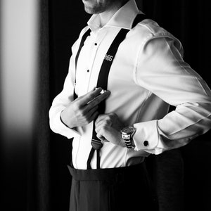 Groom Groomsmen Gift - Hand Embroidered Monogrammed Silk Suspenders Custom Wedding Gift for Men bild 2