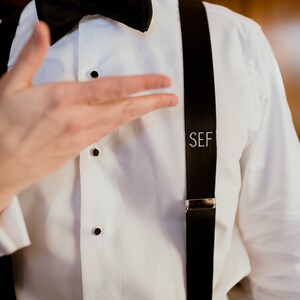 Groom Groomsmen Gift - Hand Embroidered Monogrammed Silk Suspenders Custom Wedding Gift for Men bild 3
