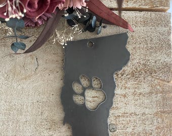 Vermont Metal Ornament with Dog Paw