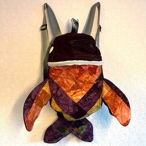 Wiederverwendeter Flanell-Mini-Rucksack: Upcycling-Kleidung, handgefertigt in Alaska