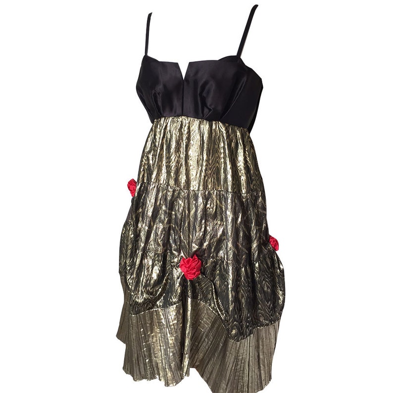 black dress with red roses prom