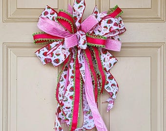 Pink Chocolate Covered Strawberry Wreath Bow Large