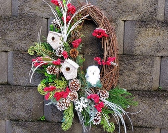 Snowy Owl Winter Wreath: Woodland Cabin Decor