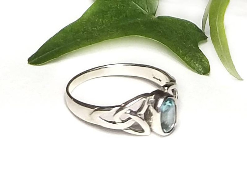 Sterling Silver Blue Simulated Topaz Ring - Irish Celtic Knot Design Band, Size 8, 925 Silver
