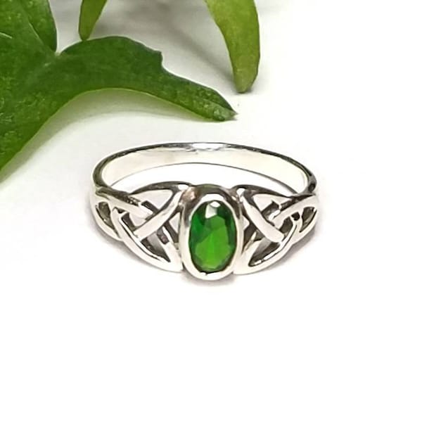 Emerald Green Ring~Silver Emerald CZ Ring~Emerald Green CZ Celtic Ring~May Birthstone~Celtic Promise Ring~Trinity Ring~Gift for Girlfriend