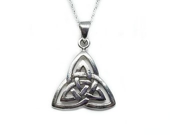 Celtic Trinity Necklace~Celtic Knot Necklace~Silver Trinity Knot~Celtic Triquetra~Knotted Necklace~Celtic Mens Jewelry~Gift for Wife