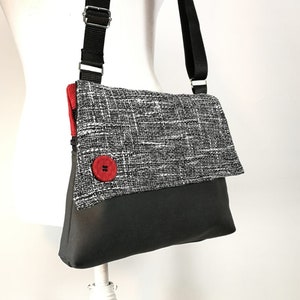 Bolso bandolera pequeño con cremallera, Bolso de noche gris rojo, Regalo para mujer vegana, Clutch suave de noche minimalista, Bolso pequeño negro rojo