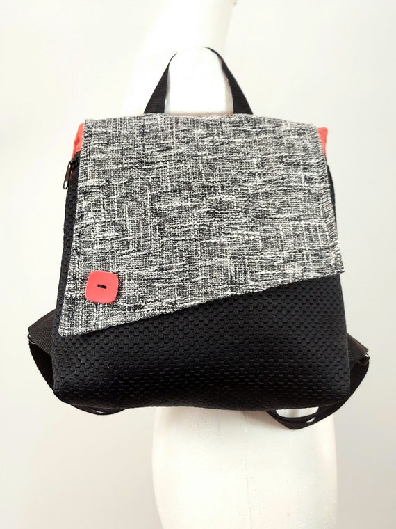 Mini Backpack Purse, Zipper Knapsacks, Black Red Stylish  display picture 1