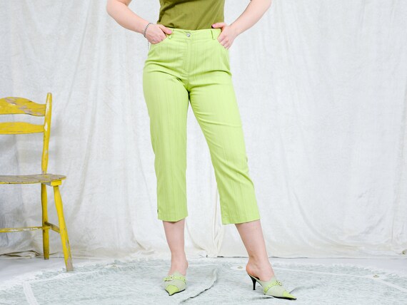 Green on sale capri trousers