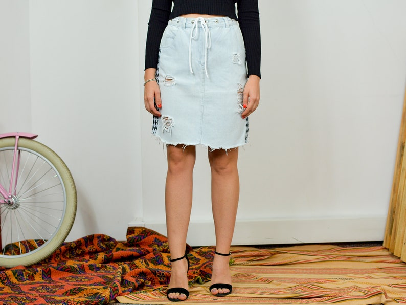 Reworked denim skirt W29 Frayed lace up Mini cut off light blue jean Vintage 90's High waisted Pockets 90's M Medium image 5