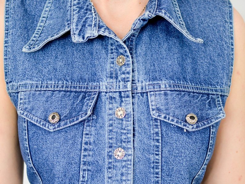 Button up down denim dress Vintage 90's jeans sleeveless florall bottom skirt pockets summer tied waist blue M Medium image 3