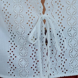 Ethnic white blouse short sleeve lace shirt retro minimalist XL/XXL image 2