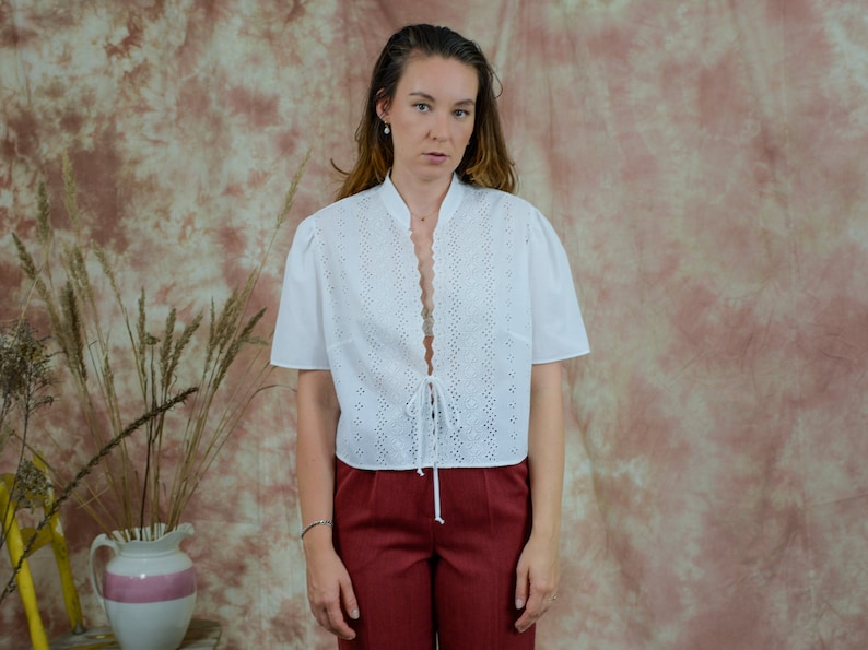 Ethnic white blouse short sleeve lace shirt retro minimalist XL/XXL image 3