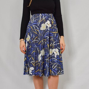 80's skirt pleated Retro printed blue Vintage High waisted W27 S Small image 4