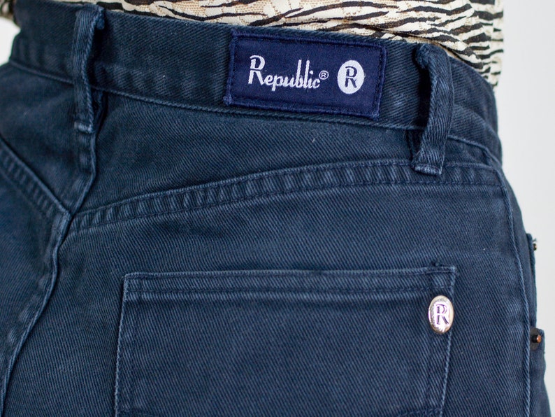Republic High waisted W29 Vintage Cutoff denim shorts frayed woman cut off 1990's denim M Medium image 7