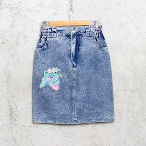 Jupe crayon en denim délavée à l&#39;acide vintage des années 80 | patch floral taille haute | taille femme M