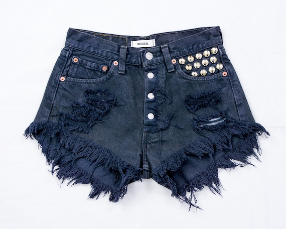 Black distressed best sale levi shorts