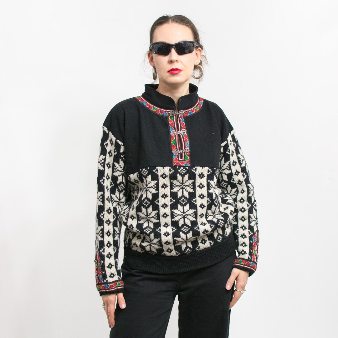 Vintage Nordic Fair Isle Crewneck Long Sleeve Cable Knit Pullover Sweater