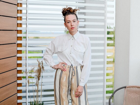Minimalist shirt long sleeve blouse collared vintage gray-white top L Large